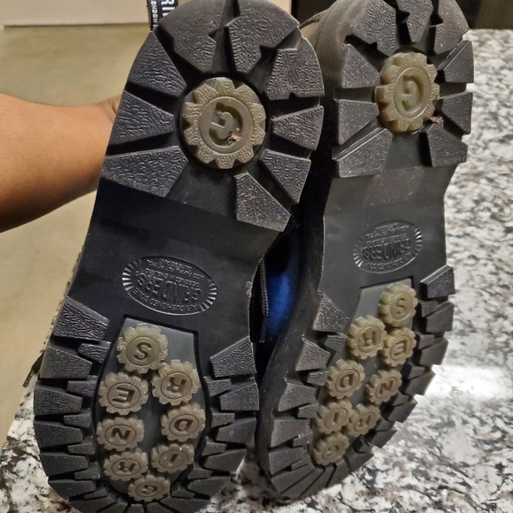 SOLD Vintage Blue Ruboff Grinders - Picture 6 of 6